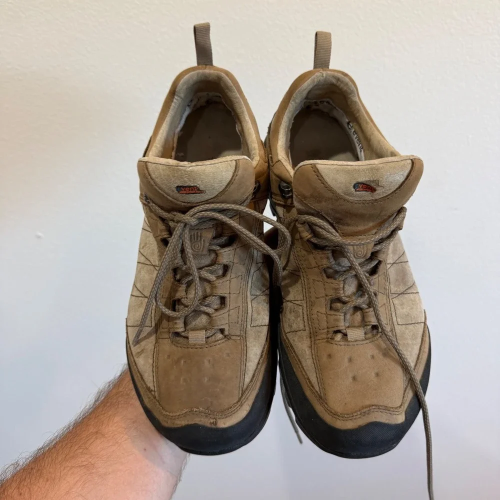 Teva 4103 Mens Tan Leather eVent Waterproof Vibram Hiking Shoes Size 10